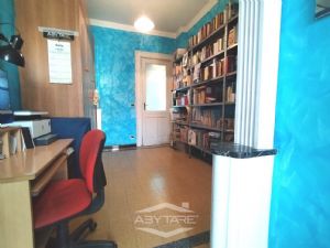 APPARTAMENTO DI 125 MQ CON BOX AUTO ESCLU