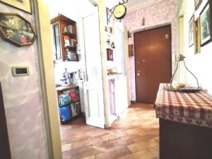 APPARTAMENTO DI 125 MQ CON BOX AUTO ESCLU