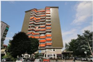 2 locali Vendesi Torino P.zza Guala ottimo investimento