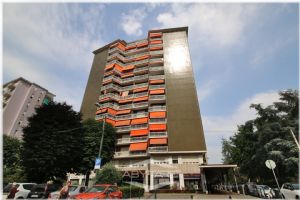 2 locali Vendesi Torino P.zza Guala ottimo investimento