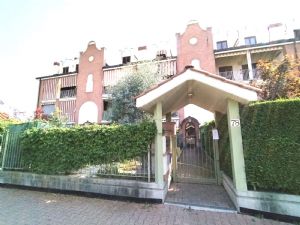 BILIVELLO CON GIARDINI PRIVATI E BOX AUTO