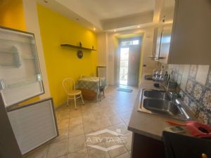3 LOCALI IN LOCAZIONE USO TRANSITORIO