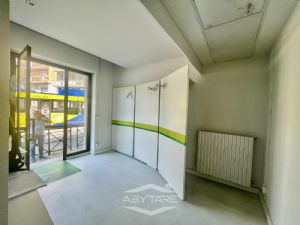 Locazione Negozio Moncalieri Centro via Cavour