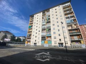AMPIO 4 LOCALI COMPLETAMENTE RISTRUTTURATO