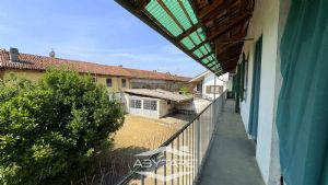 Casa semindipendente in vendita in Borgata Brassi