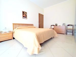 TRILOCALE RISTRUTTURATO