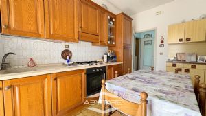 Casa semindipendente libera su 3 lati in vendita in Borgata Ceretto
