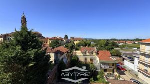 Trilocale panoramico in vendita a Carignano