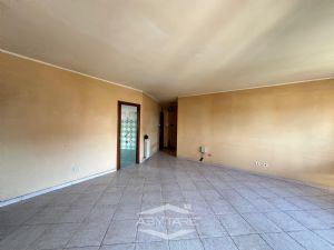 4 locali in vendita Largo delle Alpi Nichelino