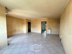4 locali in vendita Largo delle Alpi Nichelino