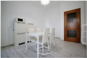 Torino Nizza Millefonti: Camere in Quadrilocale Ristrutturato – All Inclusive!