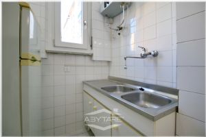 Torino Nizza Millefonti: Camere in Quadrilocale Ristrutturato – All Inclusive!