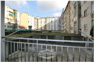 Torino Nizza Millefonti: Camere in Quadrilocale Ristrutturato – All Inclusive!