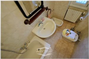 Torino Nizza Millefonti: Camere in Quadrilocale Ristrutturato – All Inclusive!