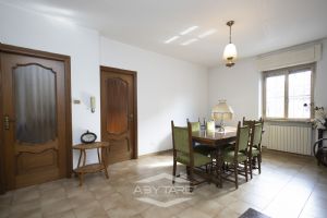 ampio 3 locali libero subito!