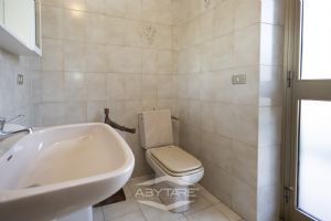 ampio 3 locali libero subito!