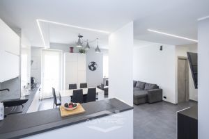 Ampio 3 locali ristrutturato a nuovo!