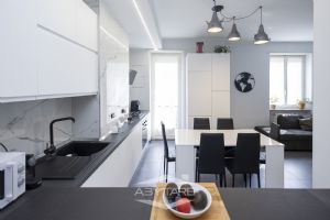 Ampio 3 locali ristrutturato a nuovo!