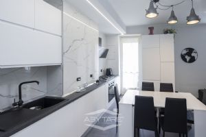 Ampio 3 locali ristrutturato a nuovo!