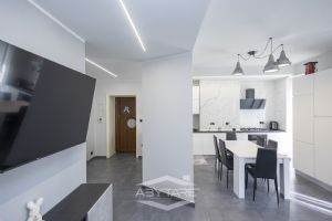 Ampio 3 locali ristrutturato a nuovo!