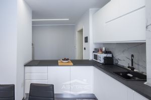 Ampio 3 locali ristrutturato a nuovo!