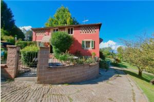 Una Dimora di Prestigio nel Cuore del Monferrato