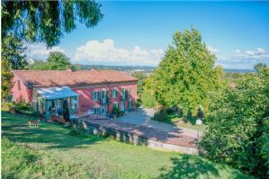 Una Dimora di Prestigio nel Cuore del Monferrato