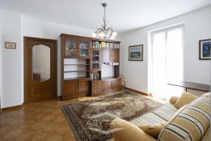 Ampio 4 locali con sottotetto!