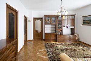 Ampio 4 locali con sottotetto!