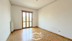 Appartamento quadrilocale con box auto