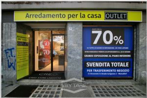 Negozio ristrutturato alta visibilità in Corso Traiano
