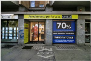Negozio ristrutturato alta visibilità in Corso Traiano