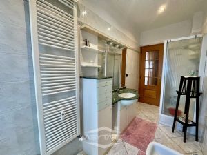 3 locali con box auto affittasi Moncalieri Via Turati 4