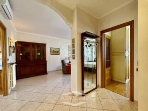 3 locali con box auto affittasi Moncalieri Via Turati 4