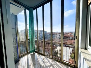 3 locali con box auto affittasi Moncalieri Via Turati 4