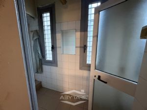 AMPIO LOCALE COMMERCIALE LIBERO SUBITO