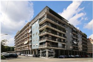 Negozio storico in affitto – Piazza Guala, Torino Sud