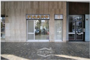 Negozio storico in affitto – Piazza Guala, Torino Sud