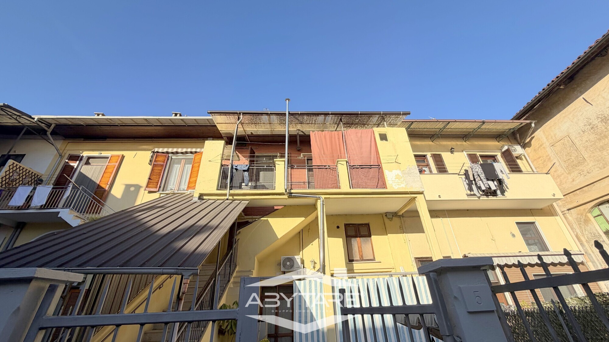 Appartamento trilocale in bifamiliare