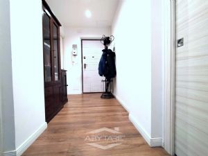 BILOCALE FINEMENTE RISTRUTTURATO E VOLENDO BOX AUTO DOPPIO