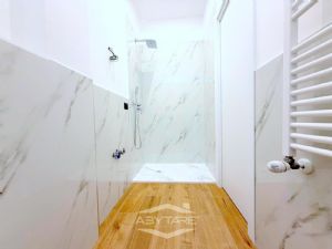 APPARTAMENTO DI 100 MQ CON DOPPI SERVIZI TOTALMENTE RISTRUTTURATO E MAI ABITATO