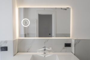 APPARTAMENTO DI 100 MQ CON DOPPI SERVIZI TOTALMENTE RISTRUTTURATO E MAI ABITATO