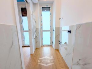 APPARTAMENTO DI 100 MQ CON DOPPI SERVIZI TOTALMENTE RISTRUTTURATO E MAI ABITATO