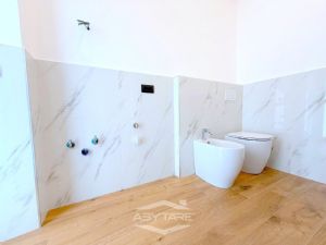 APPARTAMENTO DI 100 MQ CON DOPPI SERVIZI TOTALMENTE RISTRUTTURATO E MAI ABITATO