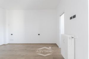 APPARTAMENTO DI 100 MQ CON DOPPI SERVIZI TOTALMENTE RISTRUTTURATO E MAI ABITATO