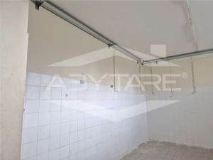 AFFITTASI LOCALE COMMERCIALE