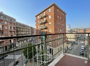 3 locali vendita Moncalieri Via Zara 12