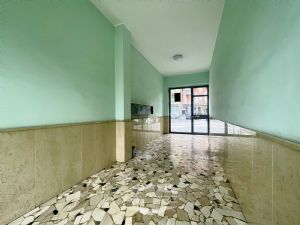 3 locali vendita Moncalieri Via Zara 12