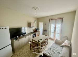 3 locali vendita Moncalieri Via Zara 12