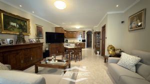 Appartamento con giardino in bifamiliare